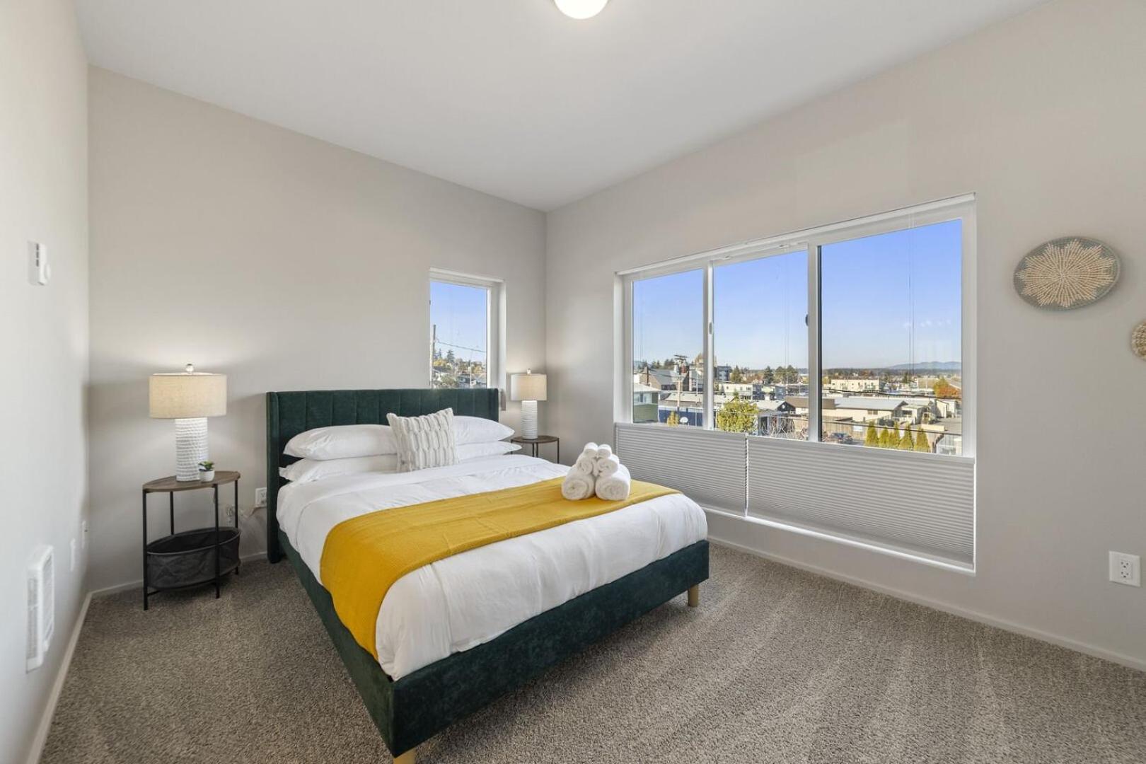 Brand New Fully Updated Condo 918 In Anacortes Eksteriør bilde